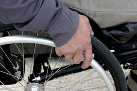 Kto wypisuje zlecenie na wózek inwalidzki