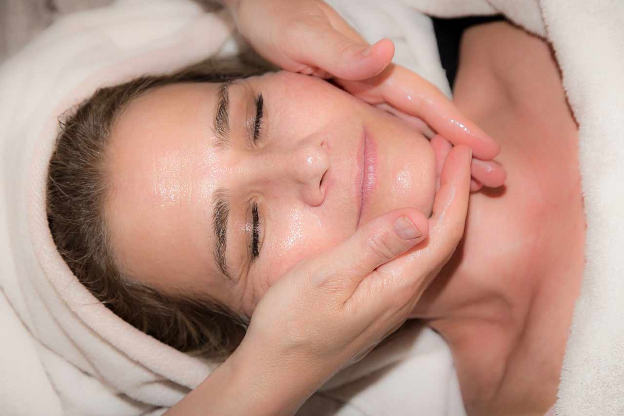 Wpływ masażu na skórę – to warto wiedzieć!